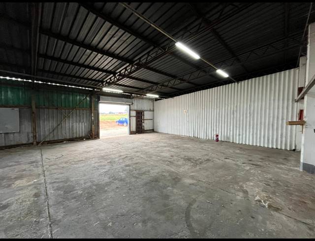 193M² WORKSHOP TO LET IN NEW ERA